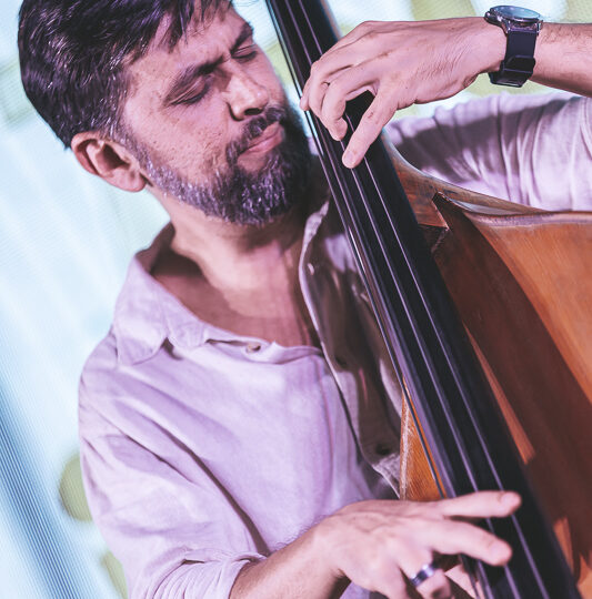 https://marte.art.br/marte/wp-content/uploads/2025/04/290325_SEXTA_JAZZ_2025_TOOTSTIELEMAN_WEB_130-533x540.jpg