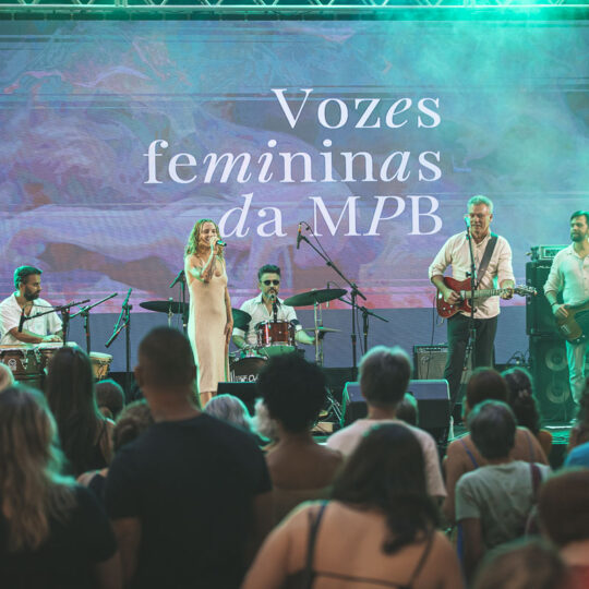 https://marte.art.br/marte/wp-content/uploads/2025/04/310325_LUIZ_MEIRA_VOZES_FEMININAS_MPB_WEB_142-540x540.jpg