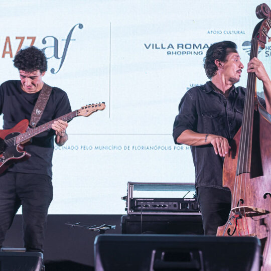 https://marte.art.br/marte/wp-content/uploads/2025/06/5105_SEXTA_JAZZ_DJAVAN240525_WEB-540x540.jpg